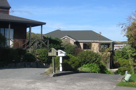 Photo of property in 60 Sailmaker Close, Whitby, Porirua, 5024