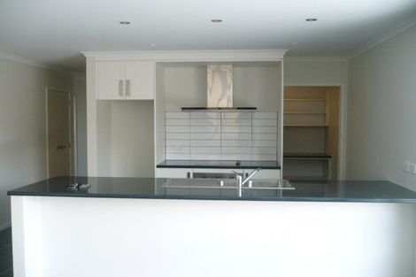 Photo of property in 16 Millbrae Place, Pokeno, 2402