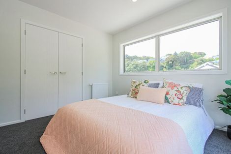 Photo of property in 1/7 Grays Road, Plimmerton, Porirua, 5026