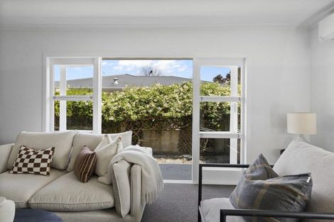 Photo of property in 2 Patricia Avenue, Hamilton East, Hamilton, 3216