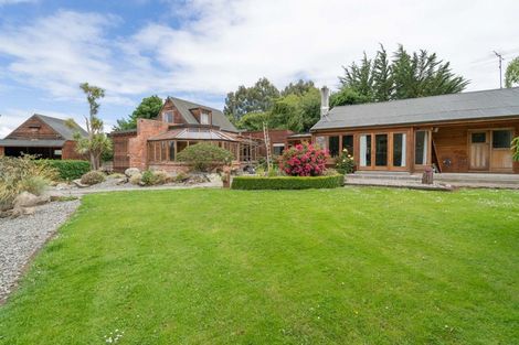 Photo of property in 16 Centre Bush Otapiri Road, Centre Bush, Winton, 9782