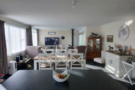 Photo of property in 53a Riverdale Road, Dannevirke, 4930