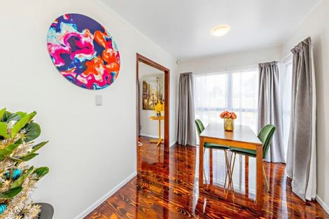 Photo of property in 24 President Avenue, Papakura, 2110