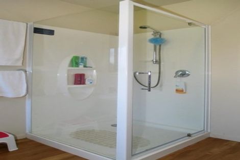 Photo of property in 6 Botany Lane, Whitby, Porirua, 5024