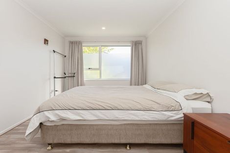 Photo of property in 2/104 Picton Avenue, Riccarton, Christchurch, 8011