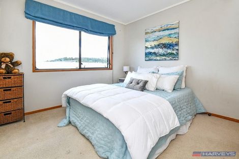 Photo of property in 9 Rarahu Place, The Gardens, Auckland, 2105