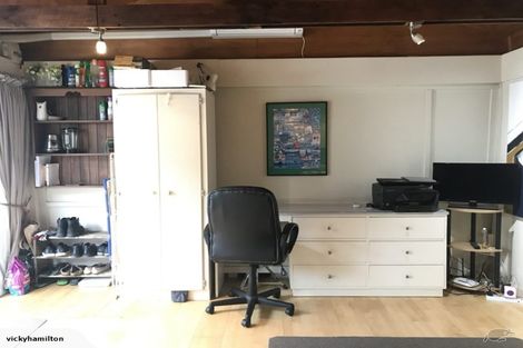 Photo of property in 1a Heath Street, St Andrews, Hamilton, 3200