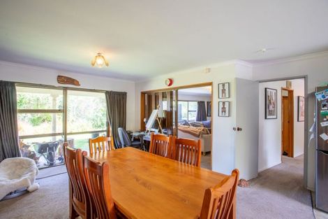 Photo of property in 8 Ameku Road, Raetihi, 4632