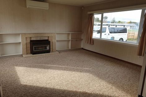 Photo of property in 25 Te Awe Awe Street, Hokowhitu, Palmerston North, 4410