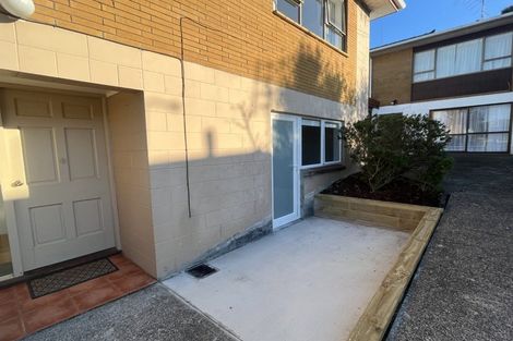 Photo of property in 1/49 Killarney Avenue, Torbay, Auckland, 0630