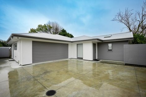 Photo of property in 5a Woodstock Place, Hokowhitu, Palmerston North, 4410