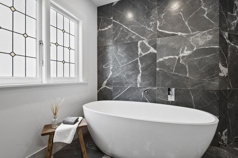 Photo of property in 1 Ring Terrace, Saint Marys Bay, Auckland, 1011