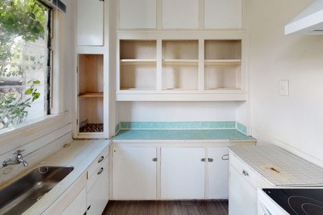 Photo of property in 11 Nikau Street, Tawhero, Whanganui, 4501