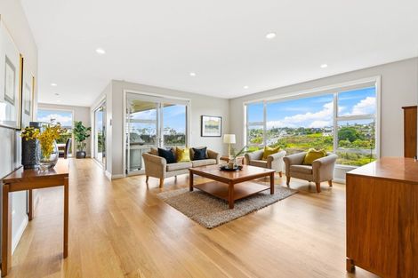 Photo of property in 14 Remuremu Street, Long Bay, Auckland, 0630