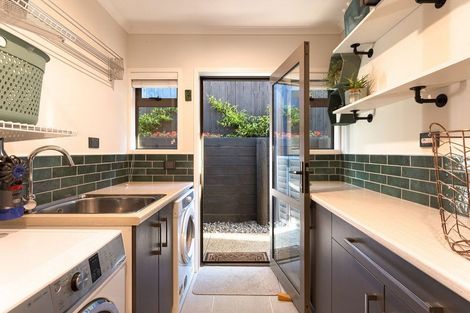 Photo of property in 28 Rexford Heights, Pyes Pa, Tauranga, 3112