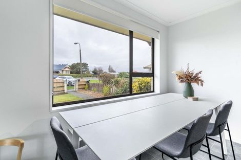 Photo of property in 126 Great North Road, Winton, 9720