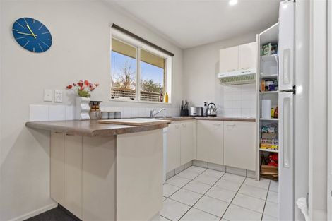 Photo of property in 16a Dunedin Street, Redwood, Christchurch, 8051