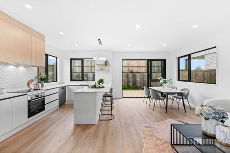 Photo of property in 192 Henwood Road, Westgate, 0814