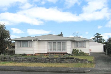 Photo of property in 9 Salas Place, Papakura, 2110