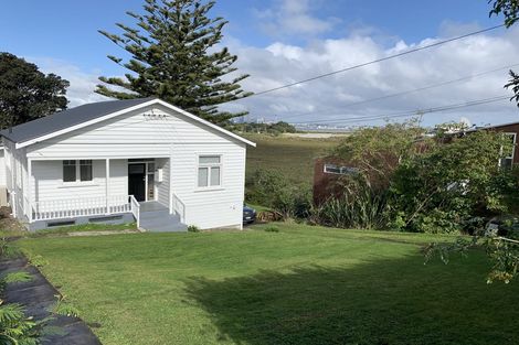 Photo of property in 46 Byron Avenue, Takapuna, Auckland, 0622