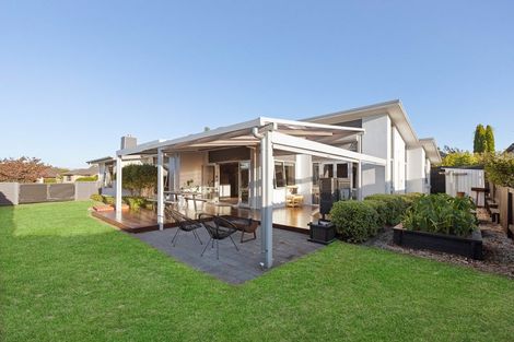 Photo of property in 18 Eastridge Terrace, Huntington, Hamilton, 3210