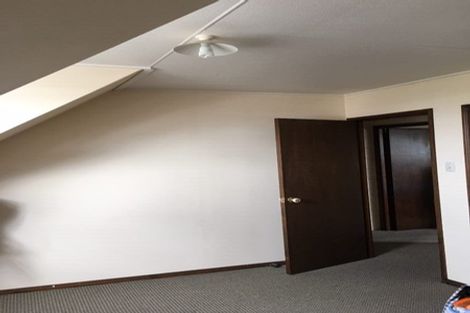 Photo of property in 1/555 Hillside Road, Caversham, Dunedin, 9012