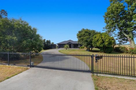 Photo of property in 21 Aerodrome Road, Thornton, Whakatane, 3191