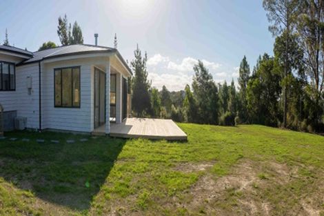 Photo of property in 1235 East Coast Road, Redvale, Albany, 0794