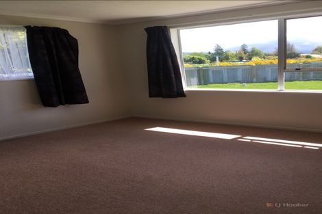 Photo of property in 8-14 Milford Street, Waimate, 7924