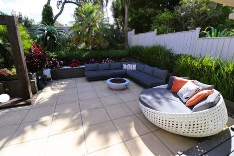 Photo of property in 3 Busbridge Place, Hillcrest, Auckland, 0627