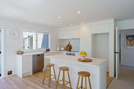 Photo of property in 4a Huia Road, Raumati Beach, Paraparaumu, 5032