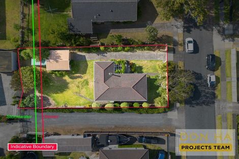 Photo of property in 10 Purata Place, Mangere Bridge, Auckland, 2022