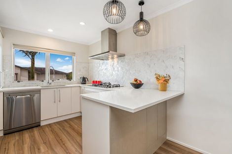 Photo of property in 7 Disley Road, Wattle Downs, Auckland, 2103