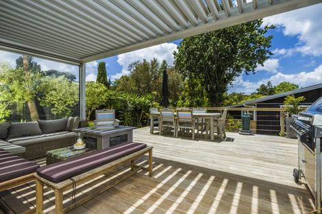 Photo of property in 8 Sealy Road, Torbay, Auckland, 0630