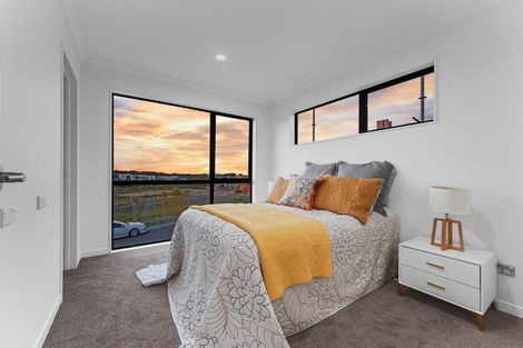 Photo of property in 130 Mcquoids Road, Flat Bush, Auckland, 2019