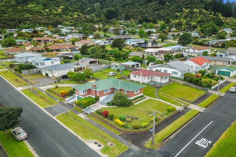 Photo of property in 11 Brick Street, Te Aroha, 3320
