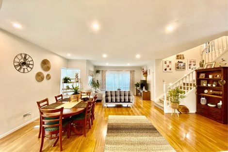 Photo of property in 27 Kereru Rise, Papakura, 2110