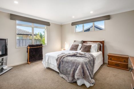 Photo of property in 12 Avion Terrace, Raumati Beach, Paraparaumu, 5032