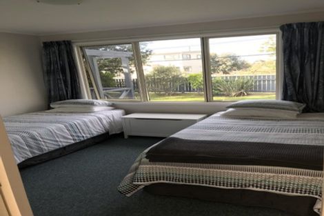 Photo of property in 53 William Street, Waikanae Beach, Waikanae, 5036