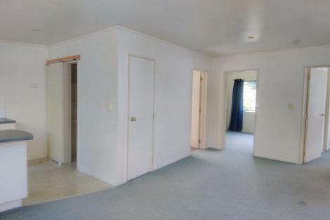 Photo of property in 10 Elvira Place, Ranui, Auckland, 0612