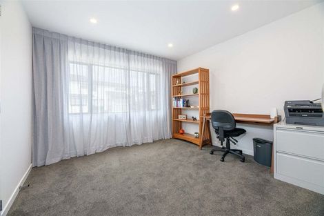 Photo of property in 12 Moki Place, Long Bay, Auckland, 0630