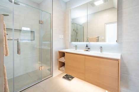 Photo of property in 64 Friend Street, Karori, Wellington, 6012