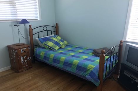 Photo of property in 44 Sarah Street, Waikawa Beach, Levin, 5573