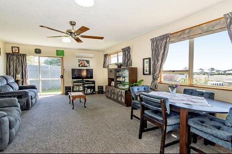 Photo of property in 15 Manse Road, Leeston, 7632