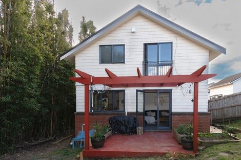 Photo of property in 26 Benchmark Drive, Massey, Auckland, 0614