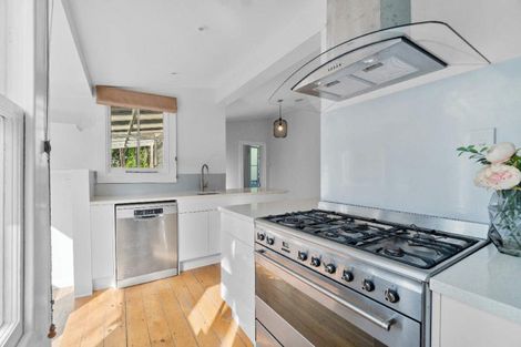 Photo of property in 40 Candia Road, Swanson, Auckland, 0614