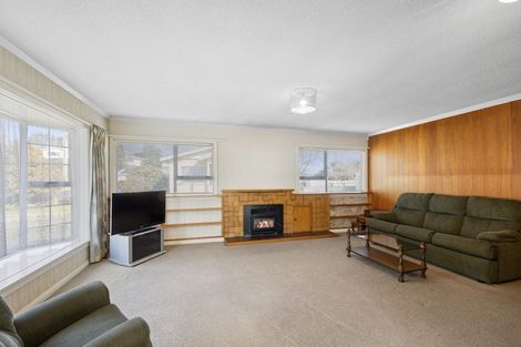 Photo of property in 42 Queens Road, Glen Avon, New Plymouth, 4312