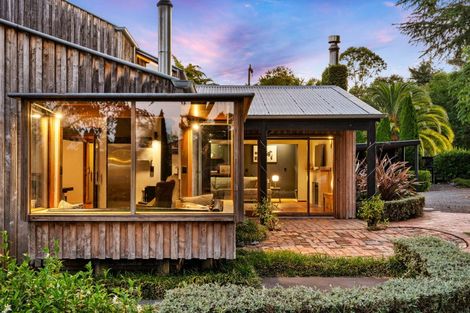 Photo of property in 16 Miller Street, Otane, 4202