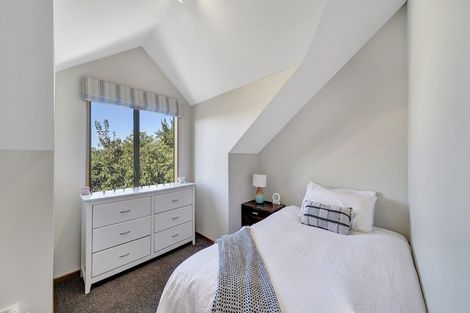 Photo of property in 18 Vanderbilt Place, Halswell, Christchurch, 8025