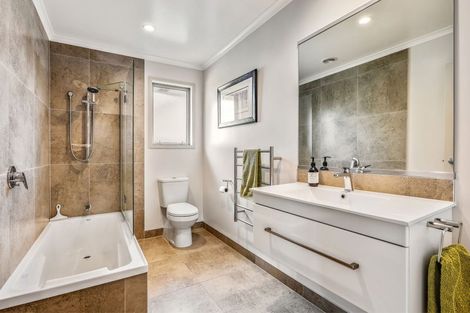 Photo of property in 14 Riverglen Road, Waipu, 0510